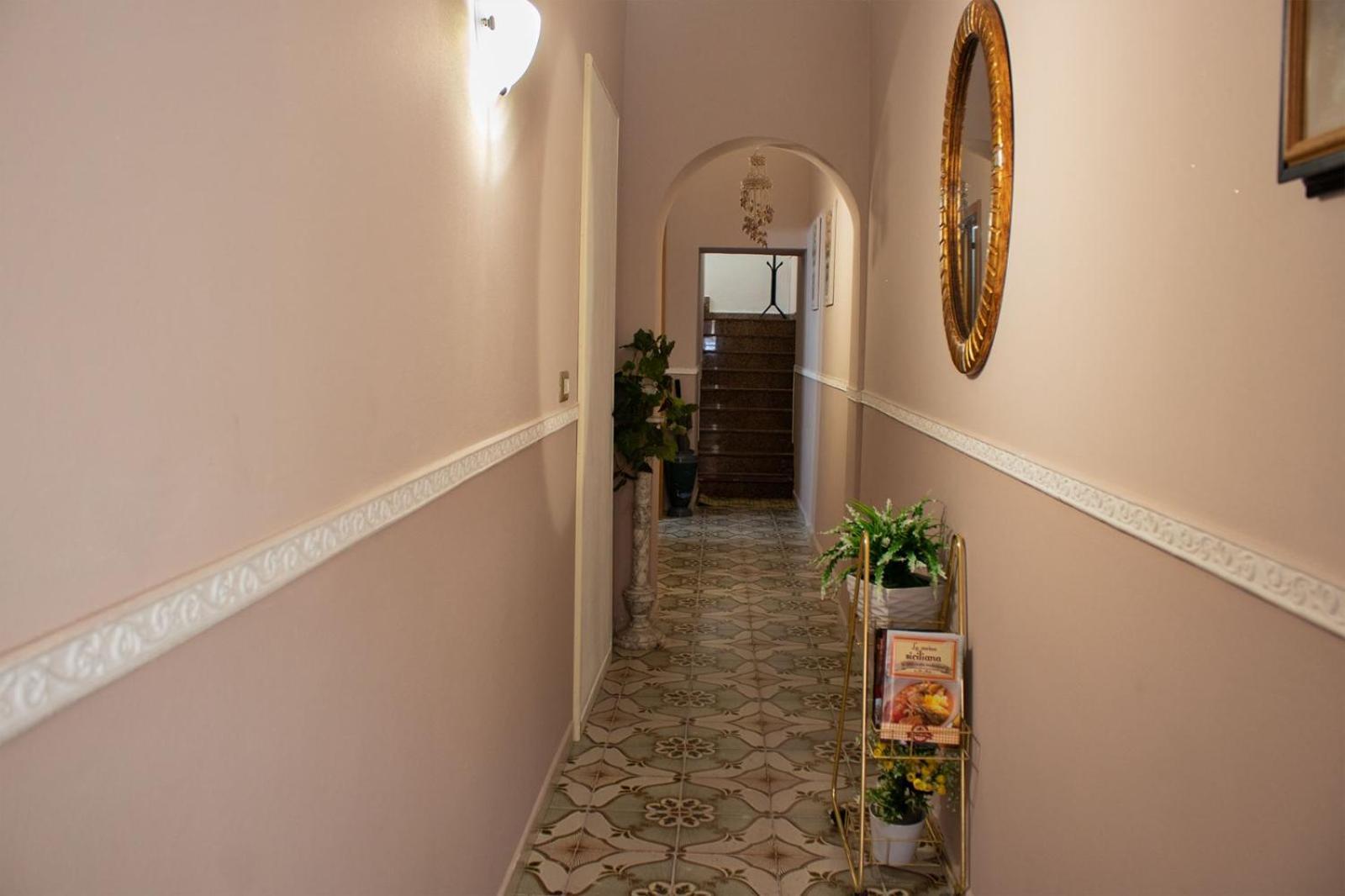 La Maison Sicula Catánia Buitenkant foto